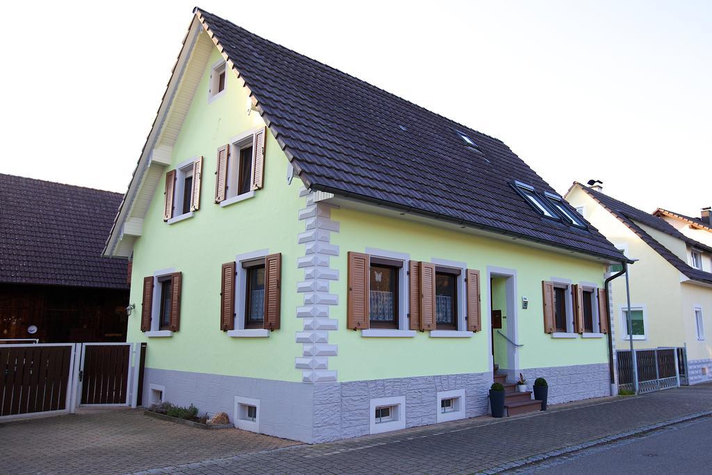 Apartment Fewo Efosa Kappel-Grafenhausen Exterior photo